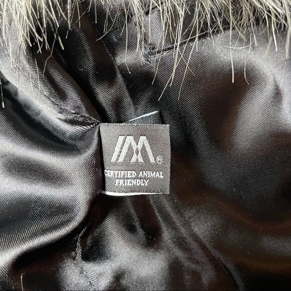 SAFARI BY IMPOSTER Faux Snow Leopard Bolero/Cropped Jacket - Picture 8 of 10